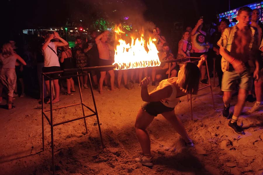 Full-Moon-Party-Koh-PhaNgan