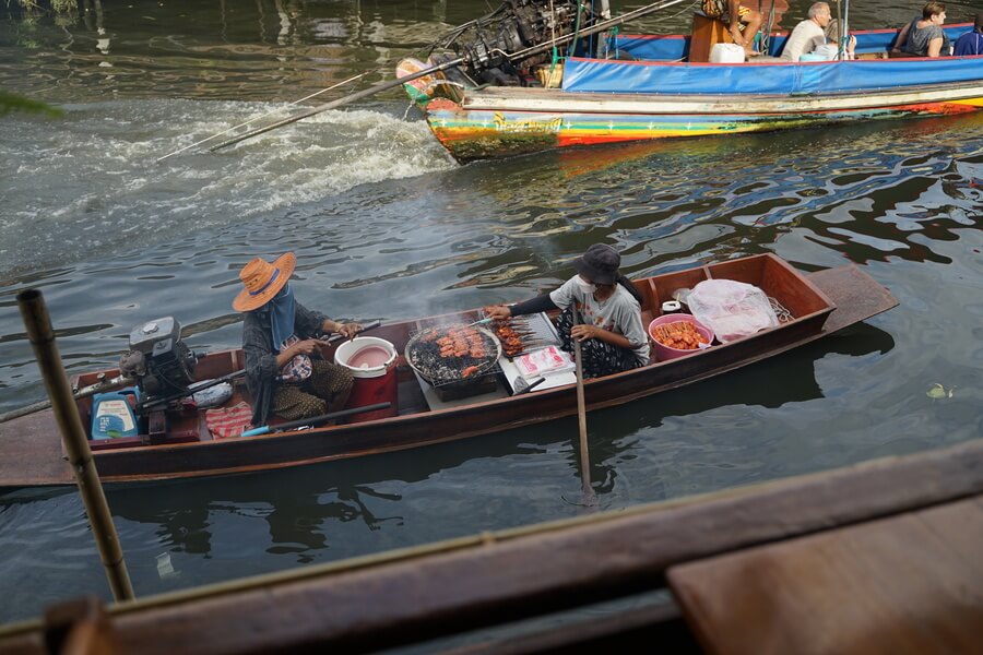 floating market in Bangkok