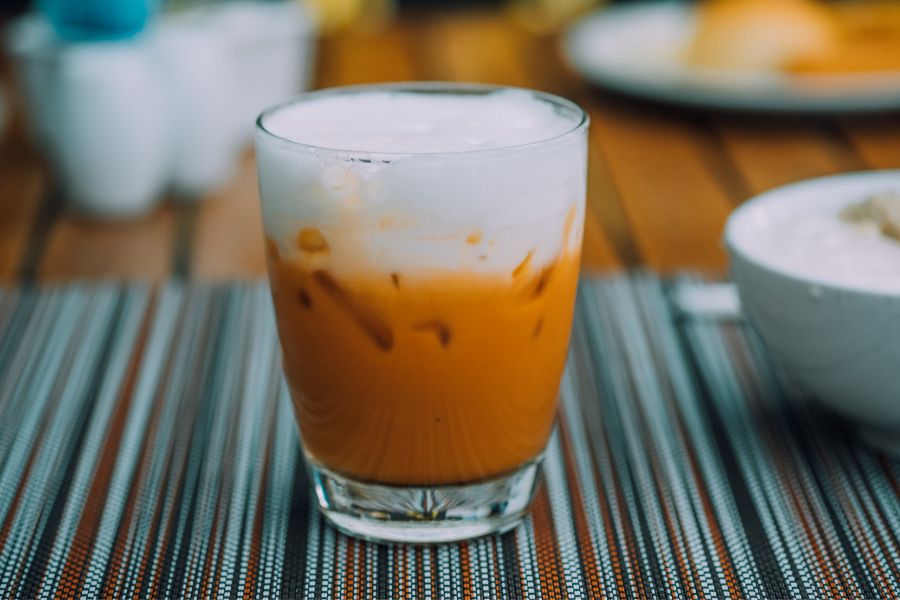 thai iced tea with milk