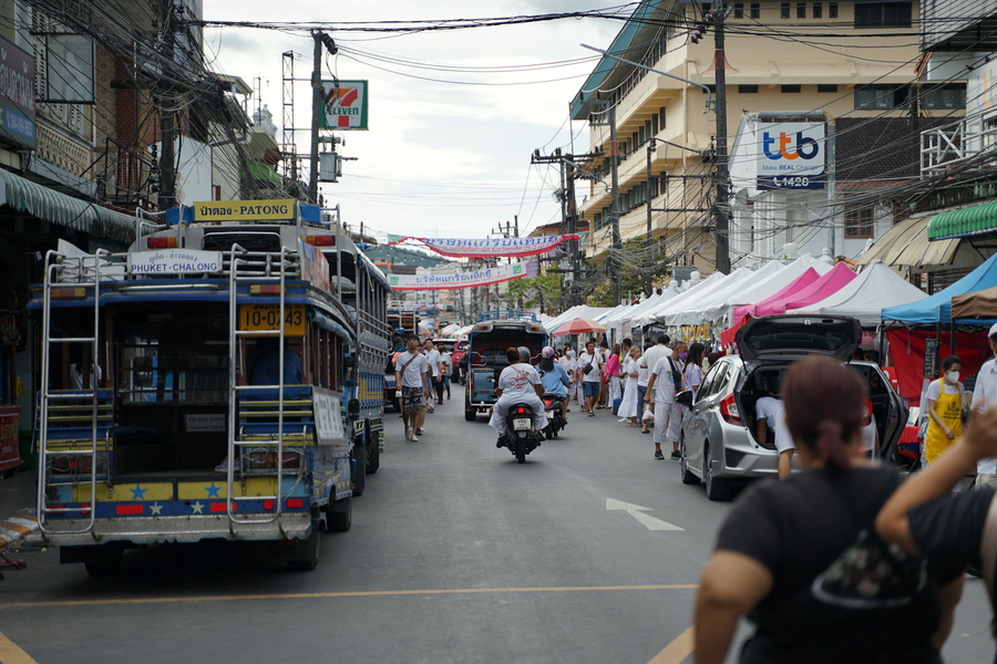 Buses in Phuket Old Town