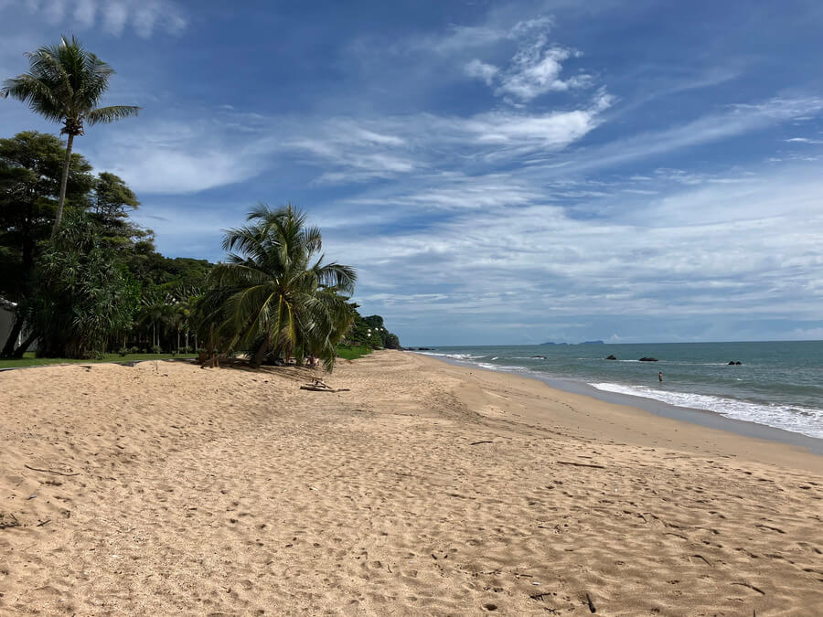 Lanta Klong Nin Beach