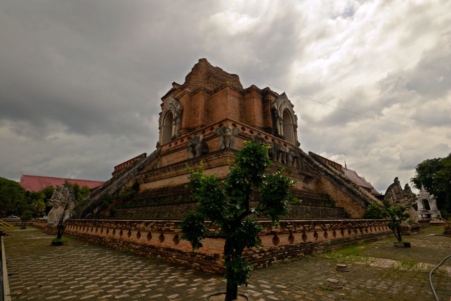 Wat Chedi Luang in Monsoon Season