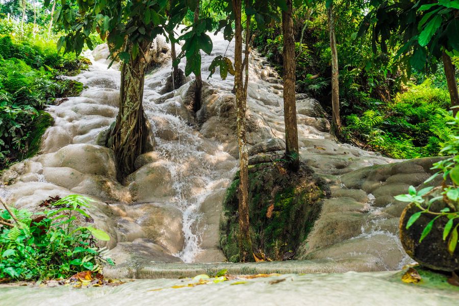 Sticky Waterfall Chiang Mai