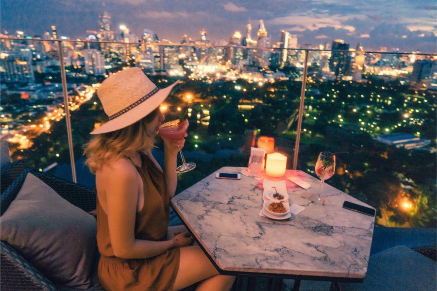 rooftop bar in bangkok