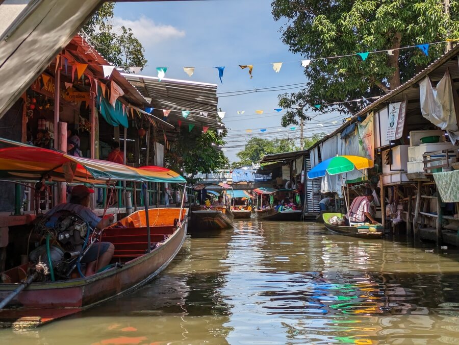 Khlong Lat Mayom Floating Market