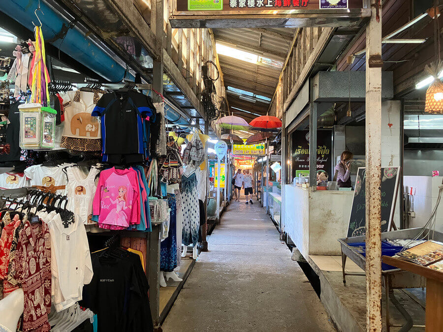 Market at Bang Bao Pier, Koh Chang