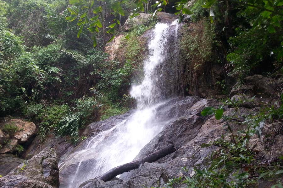 Ton-Ruea-Waterfall-Koh-Samui