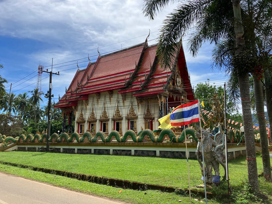 Wat Salak Phet Temple